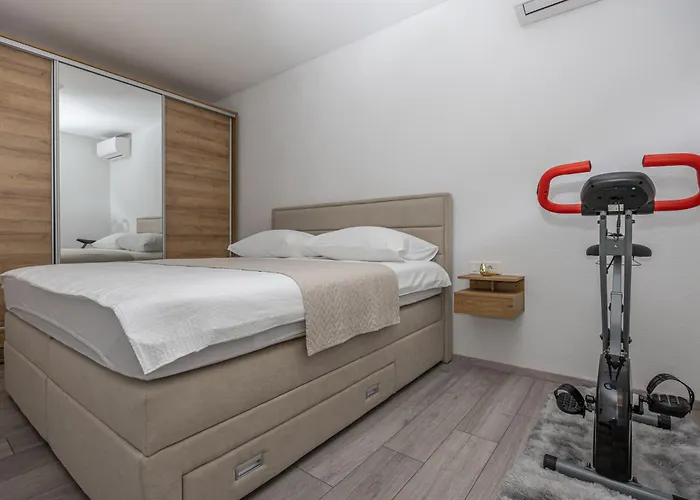 Luxury Sea View Apartment